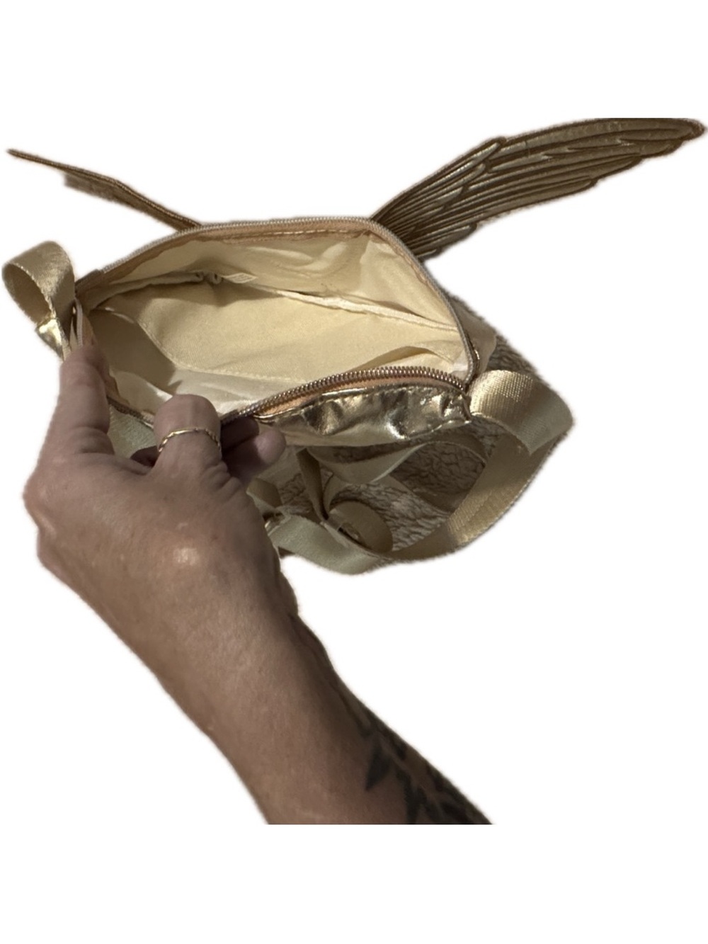 FYDELITY Metallic Gold Bag, Belt Bag, Vegan Leather, Gold Metallic Special - Picture 10 of 13